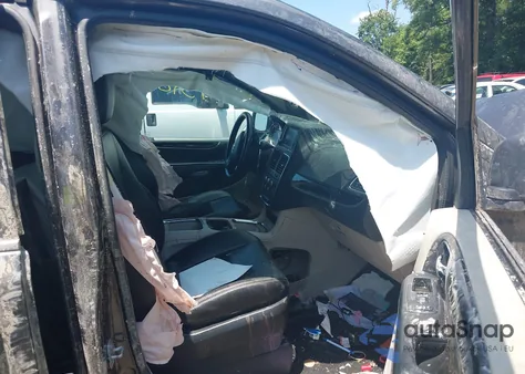 2018 Dodge Grand Caravan Sxt z USA, uszkodzony, nr VIN 2C4RDGCG5JR361003